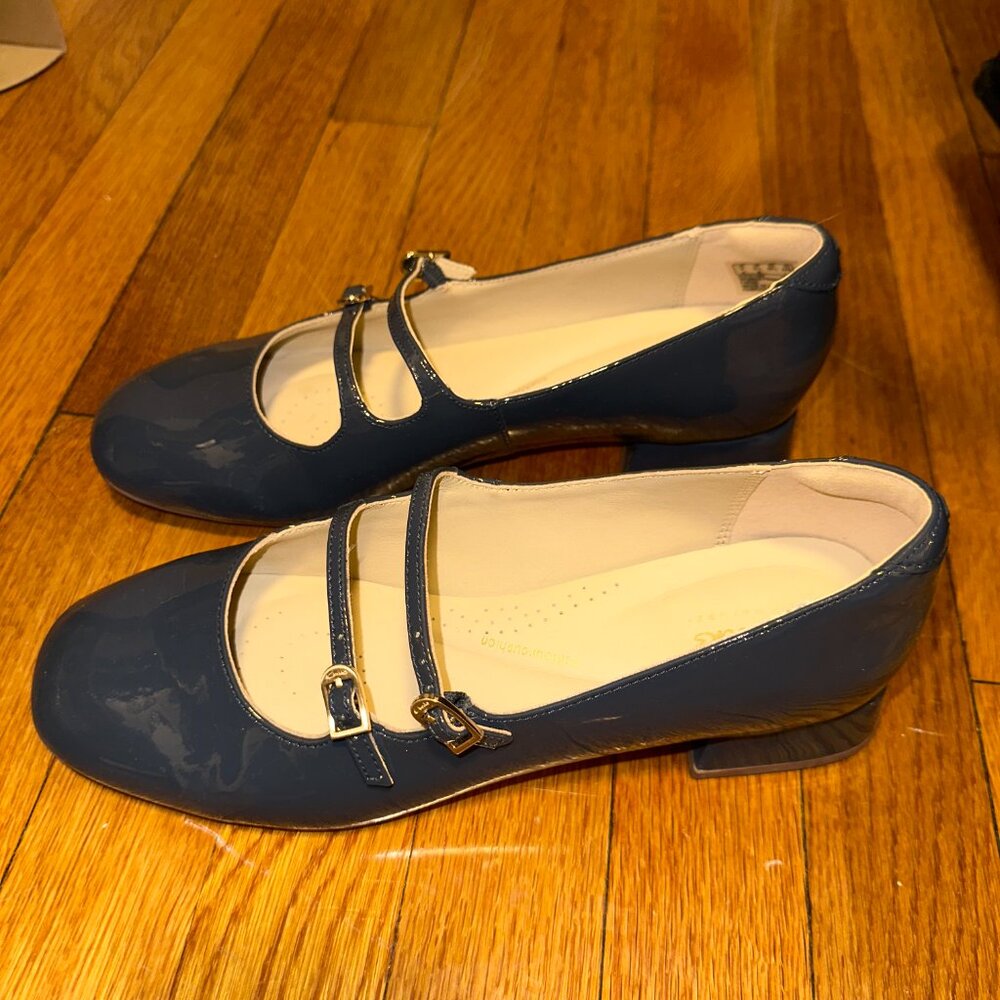 Clarks MJ Heels